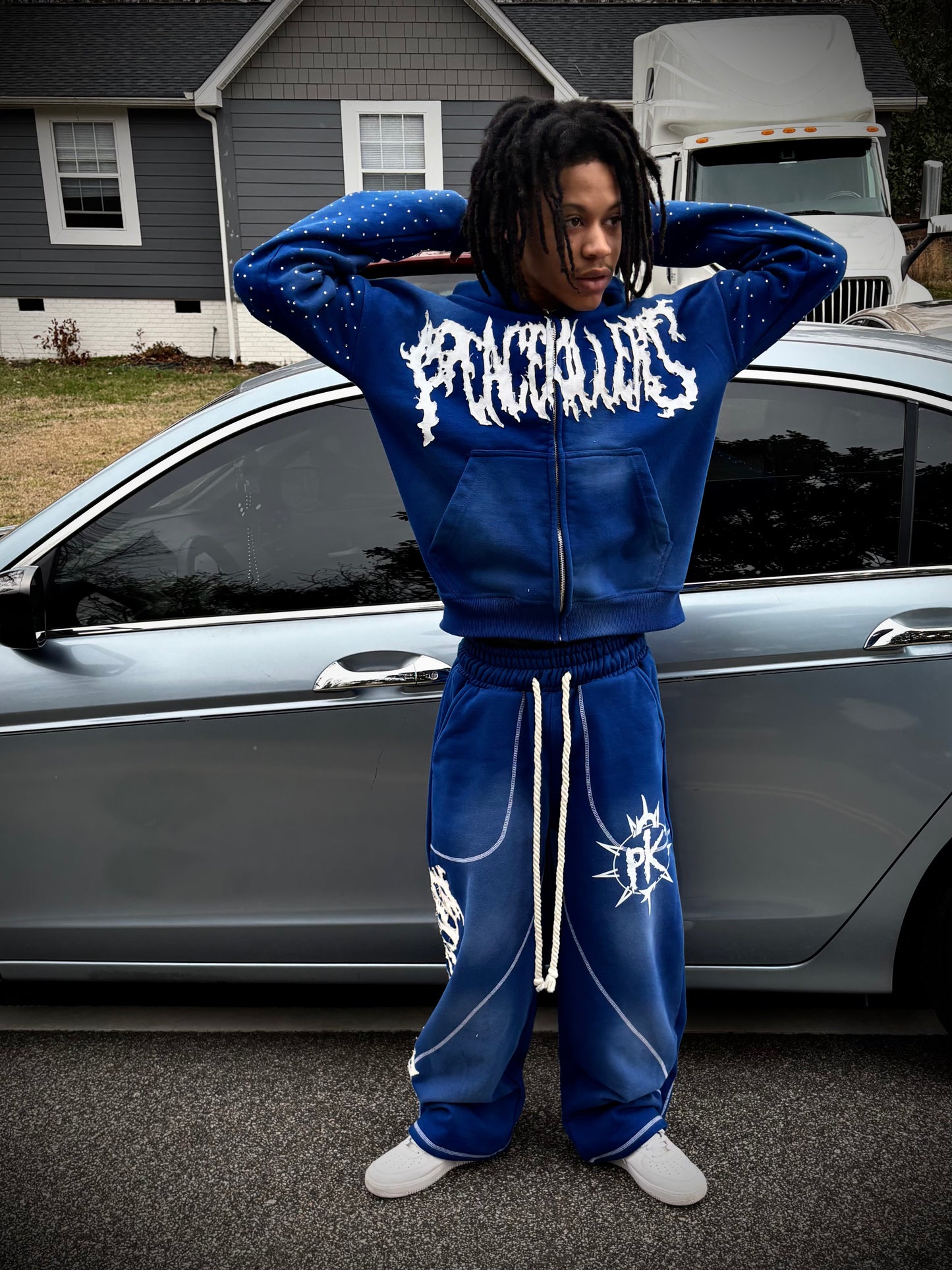 BLUE CHUXAY UNITY ZIP UP
